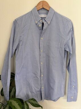 Everlane Men’s XS Light Blue Oxford Button-Down Shirt